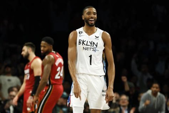 Mikal Bridges Height, Weight, Net Worth, Age, Birthday, Wikipedia, Who, Nationality, Biography