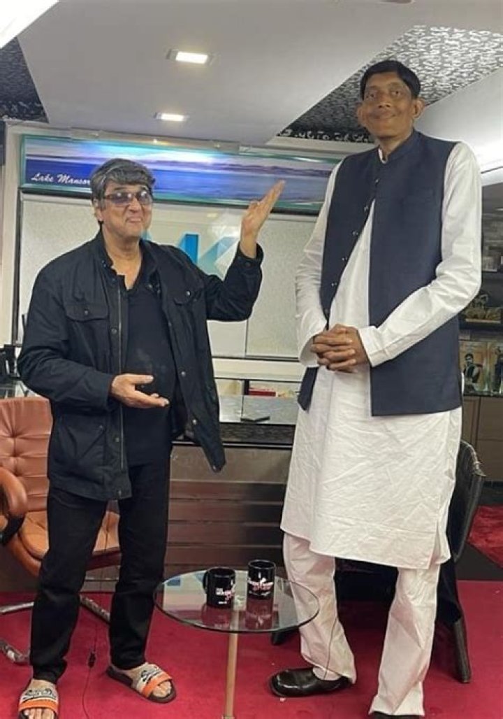 Mukesh Khanna Height, Weight, Net Worth, Age, Birthday, Wikipedia, Who, Instagram, Biography