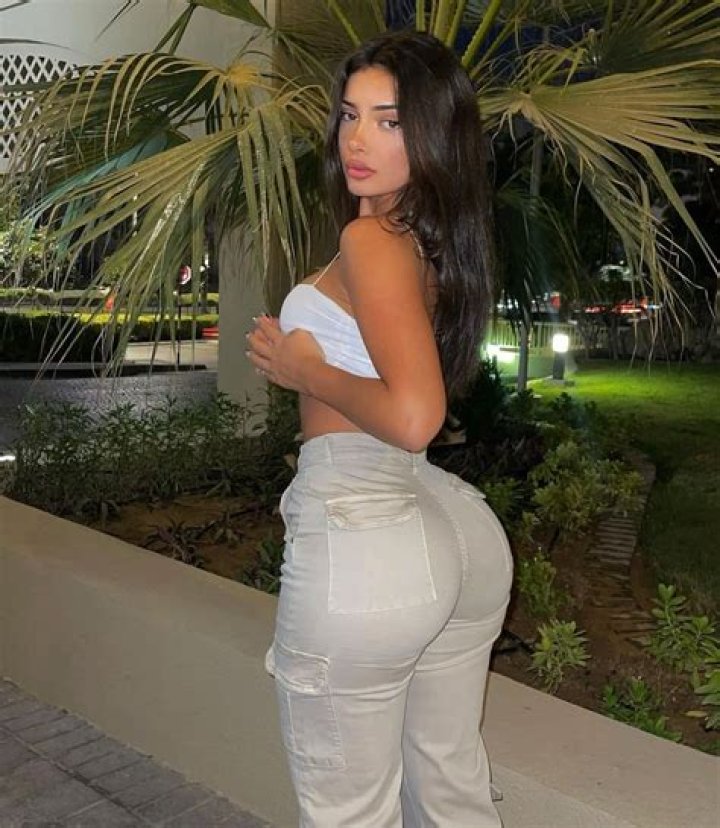 
Natalia Estrada – Nataxtrada (TikTok Star) Biography, Age, Boyfriend, Height, Net Worth 