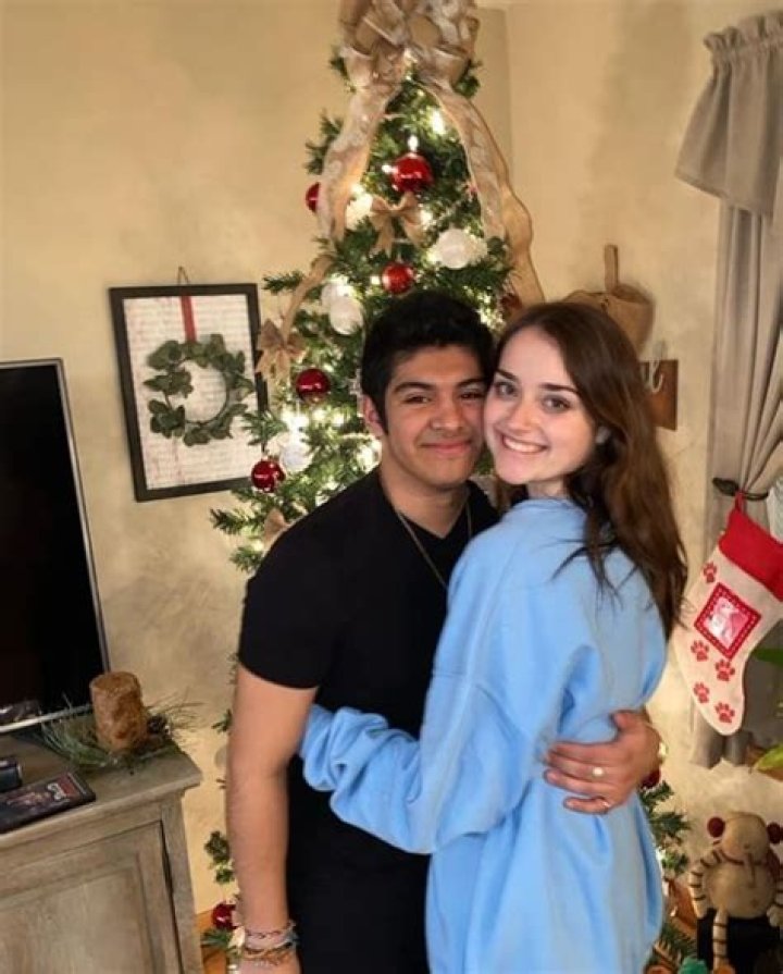 
Nathen Garson is not Married to Wife. Dating Girlfriend: Lexie Danielle. Kids 