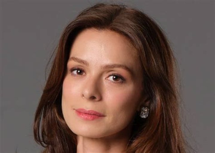 Ozge Ozpirincci Height, Weight, Net Worth, Age, Birthday, Wikipedia, Who, Nationality, Biography