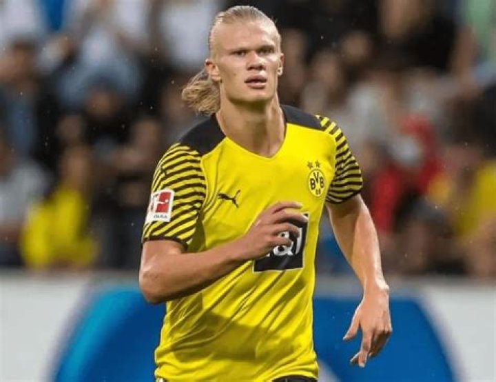 
Pep Guardiola Likens Erling Haaland Stunner To Great Johan Cruyff Goal 