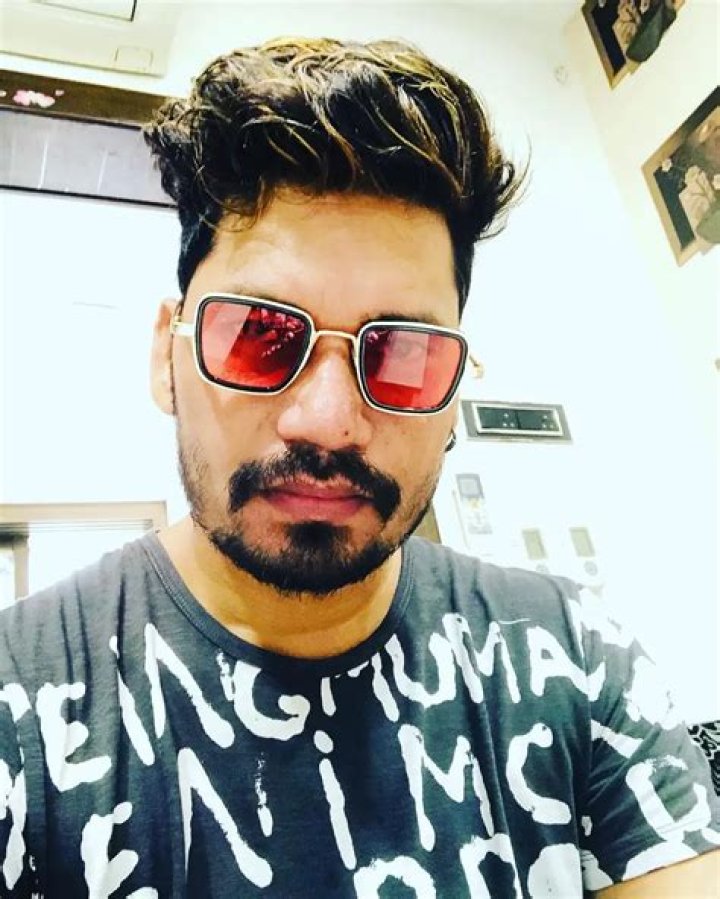 Pravesh Lal Yadav Height, Weight, Net Worth, Age, Birthday, Wikipedia, Who, Instagram, Biography