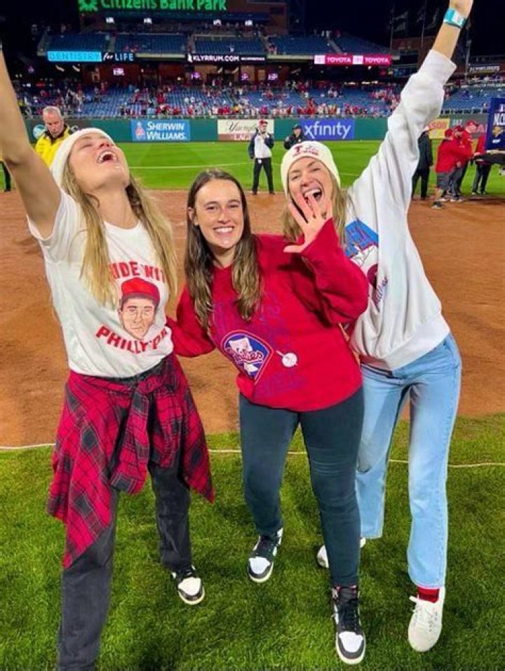 
Rhys Hoskins Mom Cathy Reynolds And Dad Paul Hoskins 