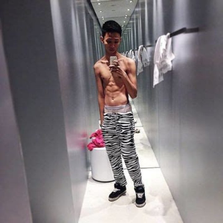 Ridhwan Azman Height, Weight, Net Worth, Age, Birthday, Wikipedia, Who, Instagram, Biography