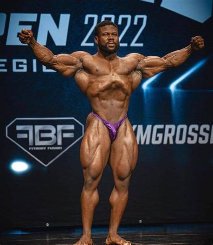 Ross Pearson Height, Weight, Net Worth, Age, Birthday, Wikipedia, Who, Instagram, Biography