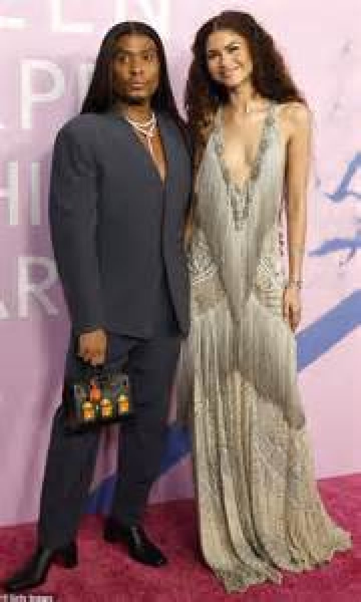 Ryan Roach Height, Weight, Net Worth, Age, Birthday, Wikipedia, Who, Nationality, Biography