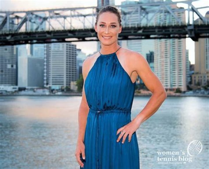 
Samantha Stosur Height, Weight, Net Worth, Age, Birthday, Wikipedia, Who, Nationality, Biography 