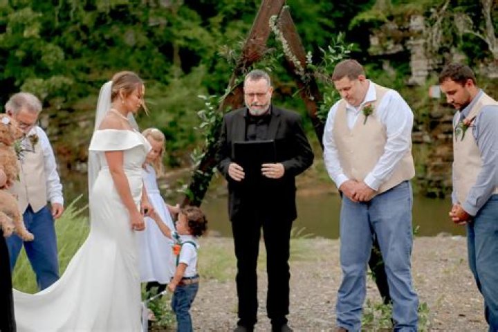 
Sara Quin Says It’s ‘Probably Inappropriate’ for Son Sid to Have ‘Same Freedom’ She Did as a Kid 