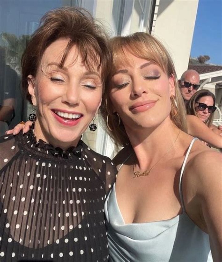 Shallon Lester Height, Weight, Net Worth, Age, Birthday, Wikipedia, Who, Nationality, Biography