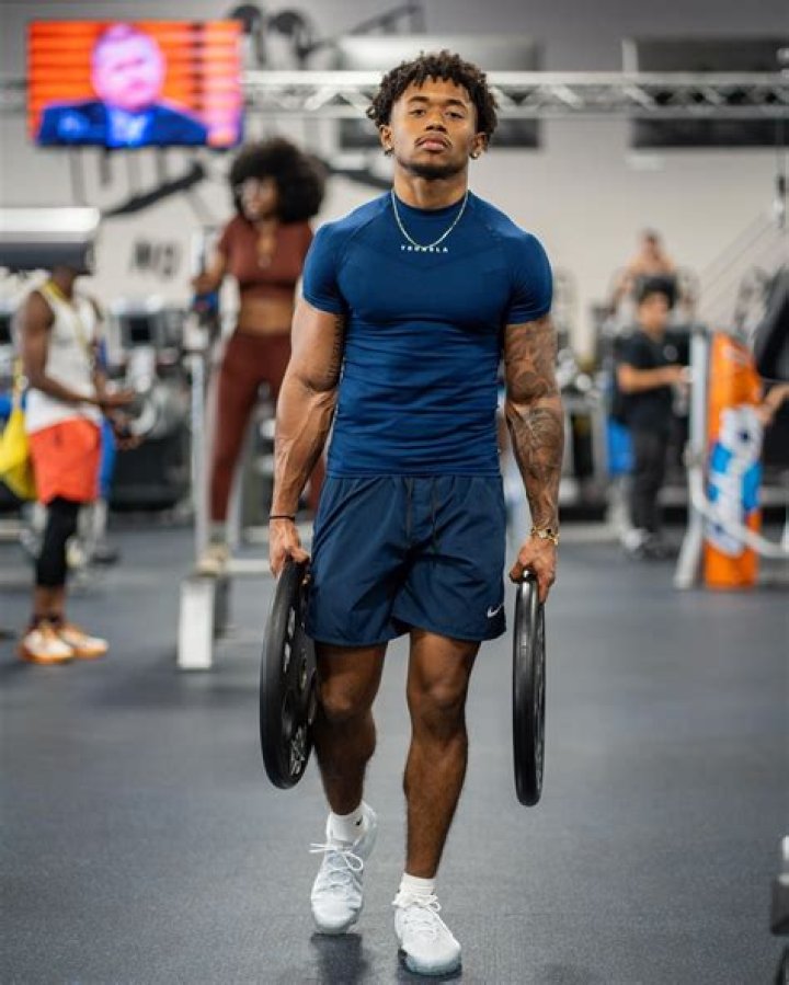 Smooth Gio Height, Weight, Net Worth, Age, Birthday, Wikipedia, Who, Nationality, Biography