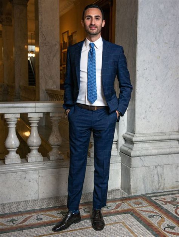 
Stephen Lecce Height, Weight, Net Worth, Age, Birthday, Wikipedia, Who, Instagram, Biography 