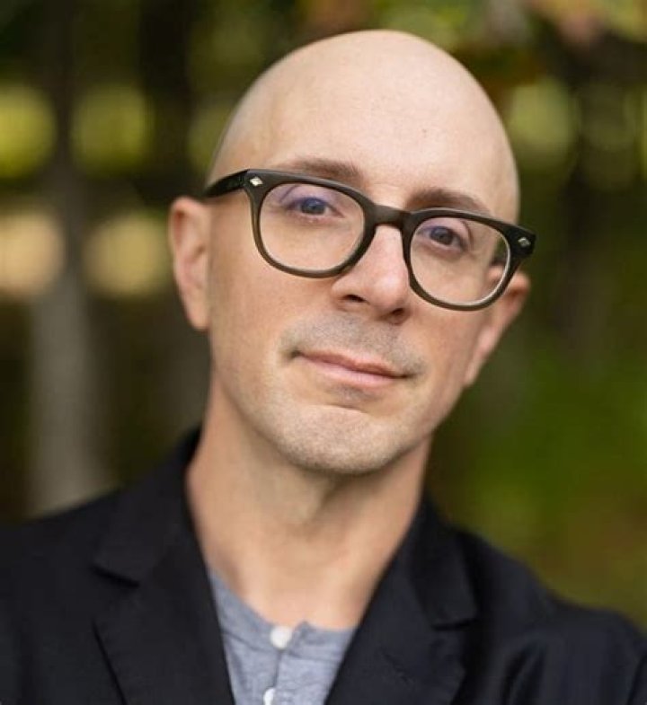 Steve Burns Height, Weight, Net Worth, Age, Birthday, Wikipedia, Who, Nationality, Biography