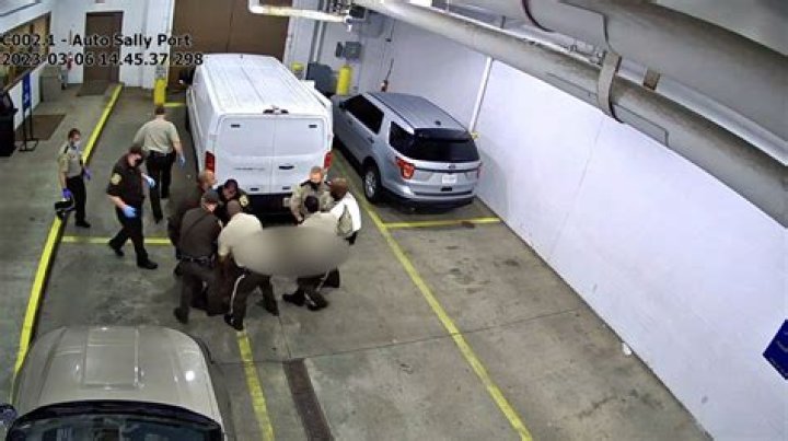 
Surveillance video shows Irvo Otieno’s final moments before death in custody 