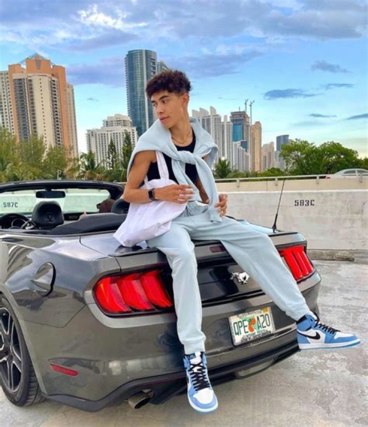 Tayden Marks Height, Weight, Net Worth, Age, Wiki, Who, Instagram, Biography