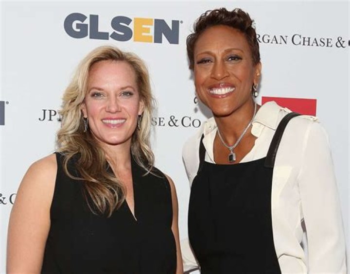 
The Truth We Know About Robin Roberts’ Wife, Amber Laign 