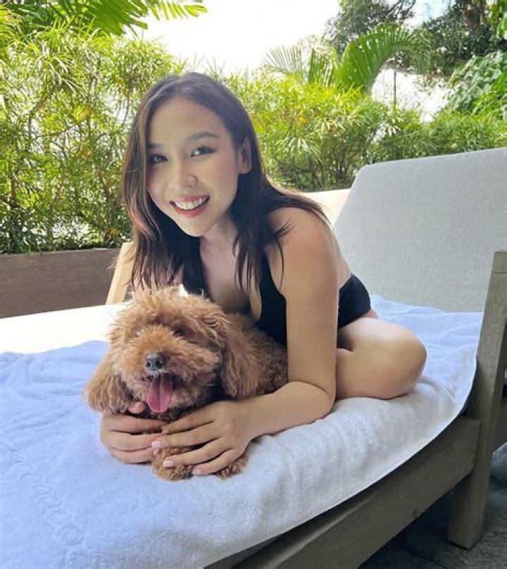 
Tina Yong Height, Weight, Net Worth, Age, Birthday, Wikipedia, Who, Instagram, Biography 