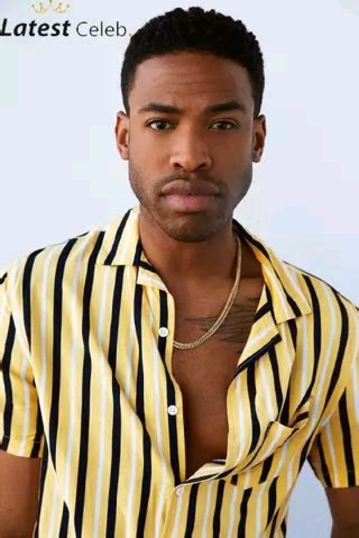 Titus Makin Jr Height, Weight, Net Worth, Age, Birthday, Wikipedia, Who, Nationality, Biography