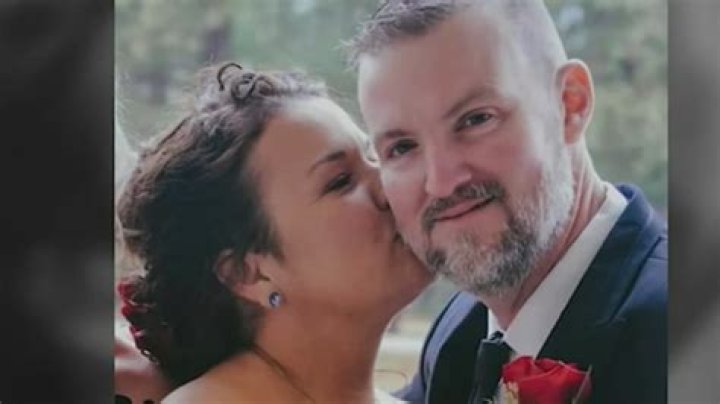 
What did Sarah Hartsfield do? Texas woman charged following husband’s death from ‘suspicious illness’ 