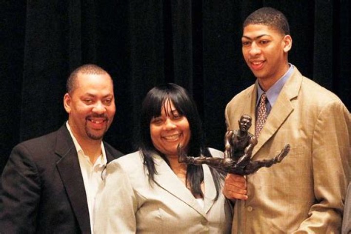 Who Are Gabriel Davis Parents? Mother Alana Davis – Father Name, Family