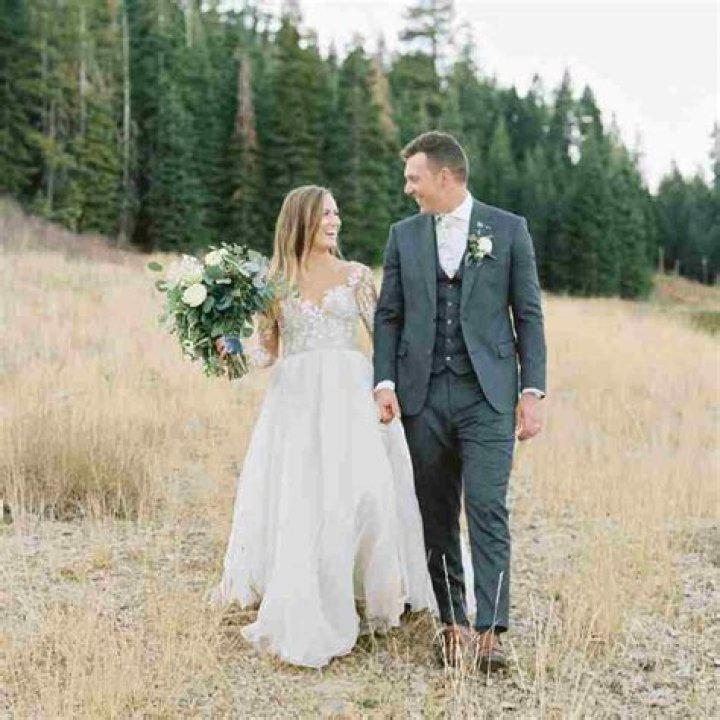 
Who are Rhys Hoskinss Parents? Rhys Hoskins Biography, Parents Name and More 