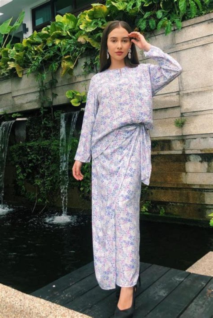 Who Is Actress Anna Jobling Dating In 2022? Her Past Relationship And Instagram Bio