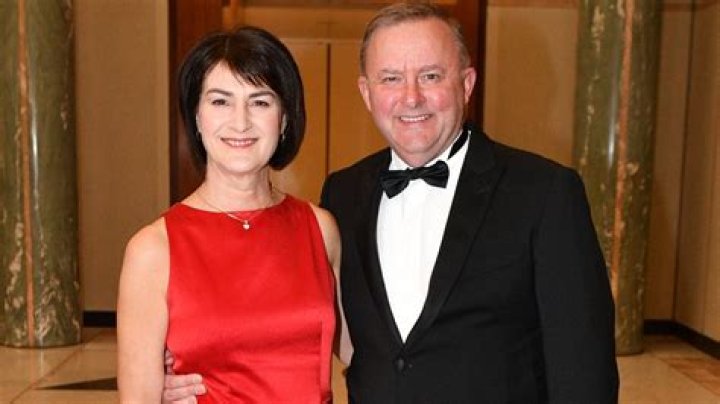 
Who Is Carmel Tebbutt New Partner? Family Details Of Former Deputy Premier Of New South Wales 