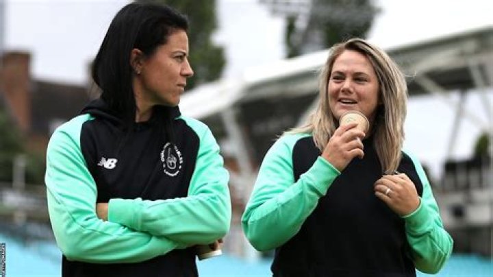 
Who Is Marizanne Kapp Partner Dane van Niekerk? 