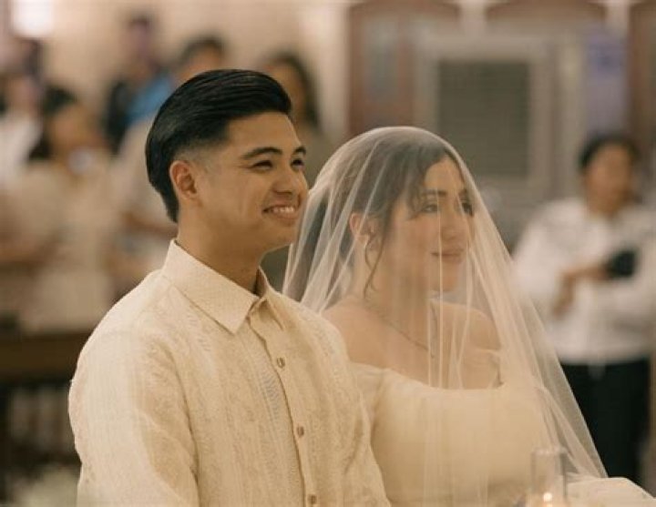 Who Is The Husband Of Angeline Quinto? Married Life And Dating History Of Singer