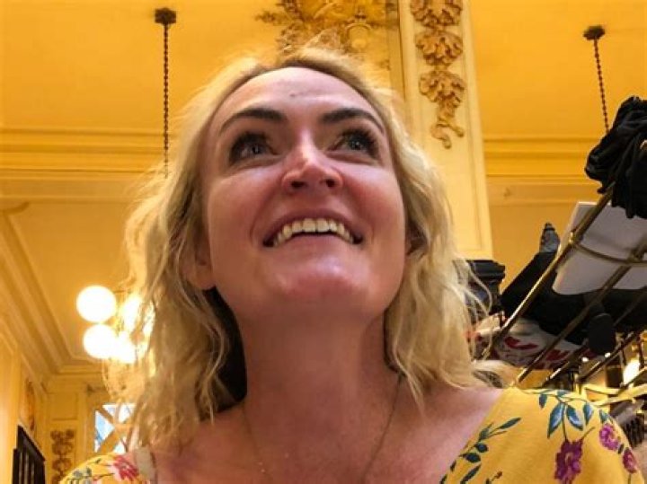 
Who was Heather Armstrong? Queen of Mommy Bloggers dies by suicide at 47 