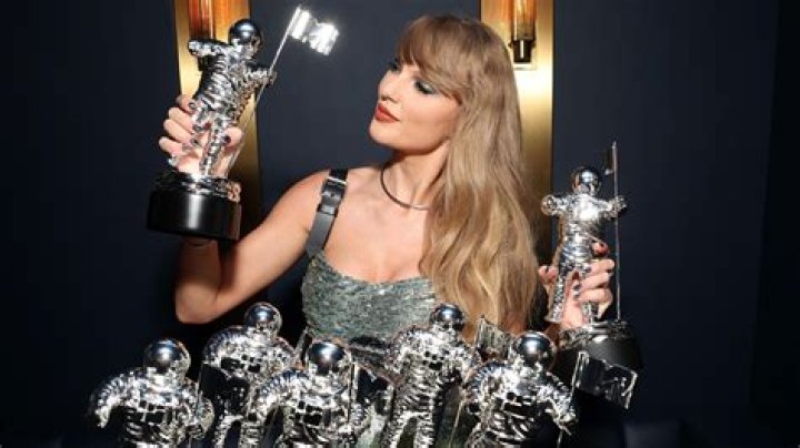 
Why Is Taylor Swift’s ‘Midnights’ Not Nominated for Grammys 2023? 