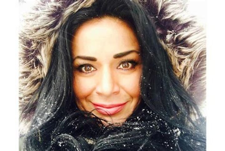 
Woman on Trial for Allegedly Trying to Kill Lookalike by Poisoning Her Cheesecake So She Could Steal ID 