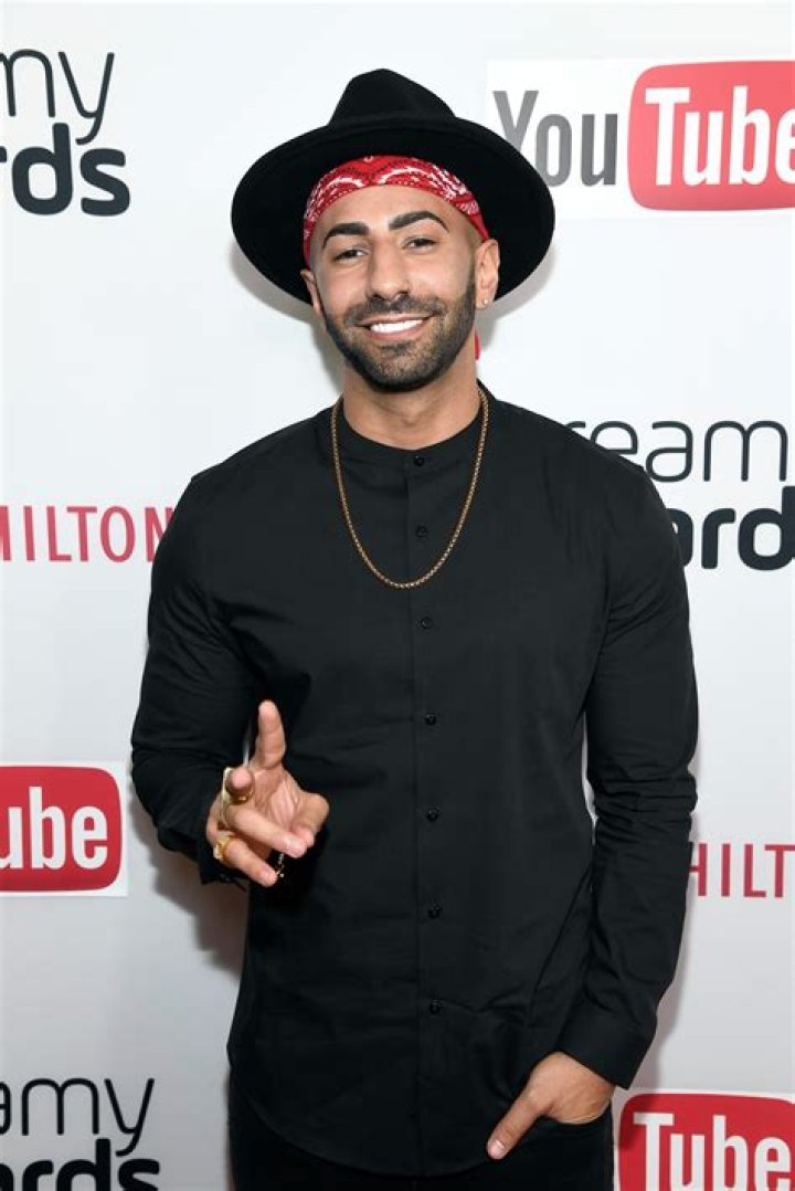 
Yousef Erakat Height, Weight, Net Worth, Age, Birthday, Wikipedia, Who, Nationality, Biography 