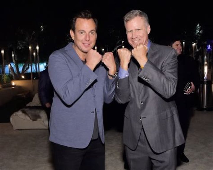 Zach Arnett Height, Weight, Net Worth, Age, Birthday, Wikipedia, Who, Instagram, Biography